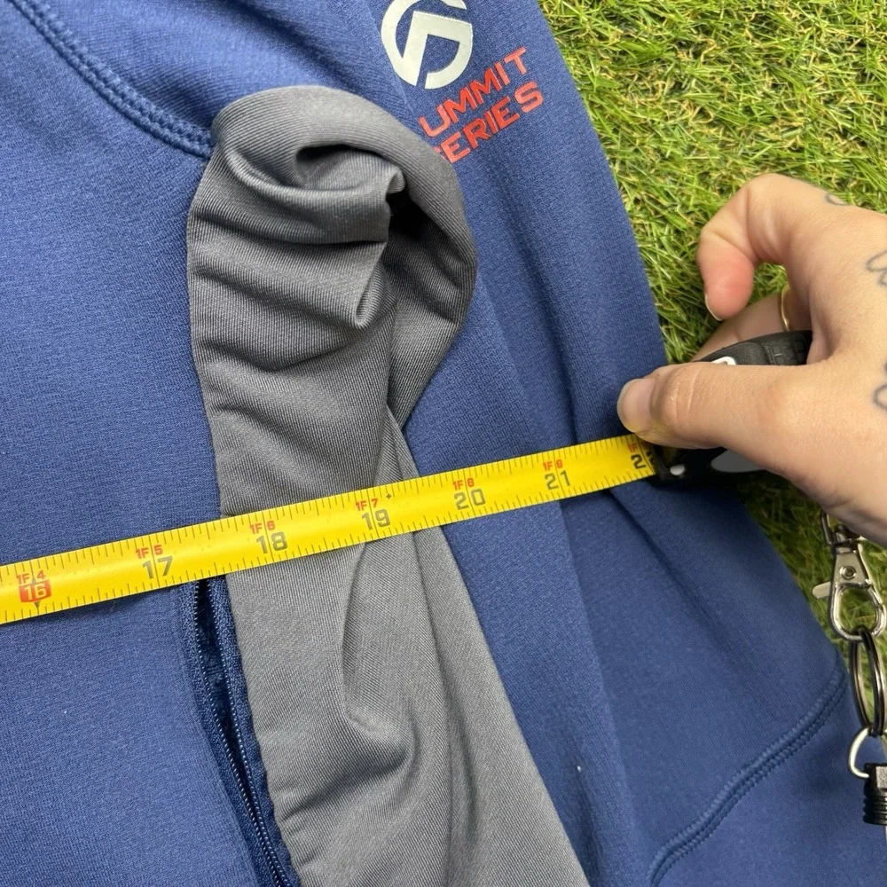 The North Face shop confidence